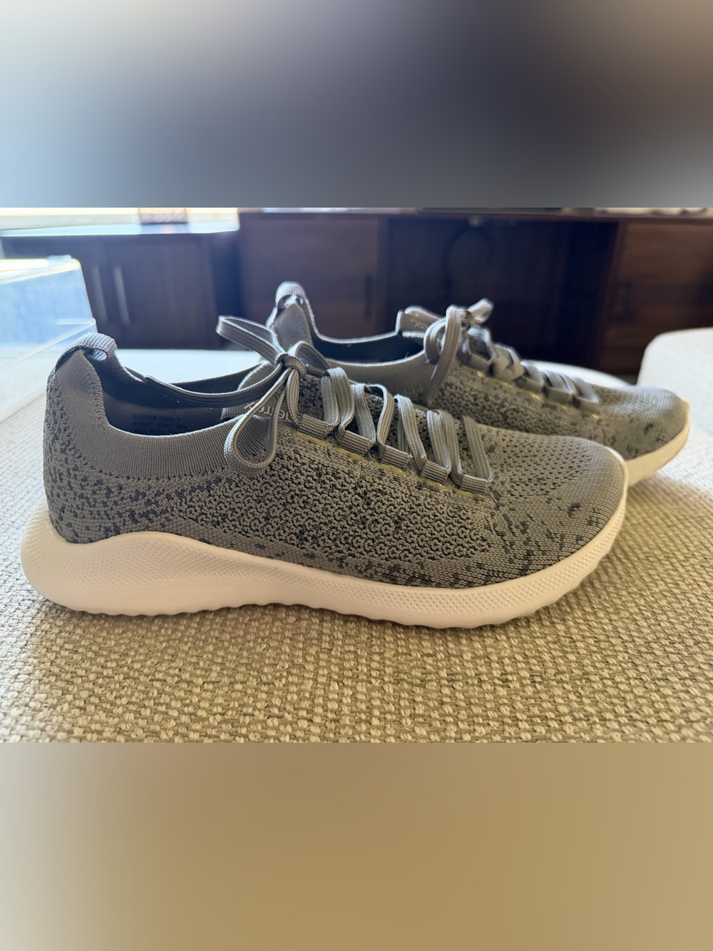 Aetrex Women's Lightweight Grey Knit Sneaker - Comfortable Everyday Shoe